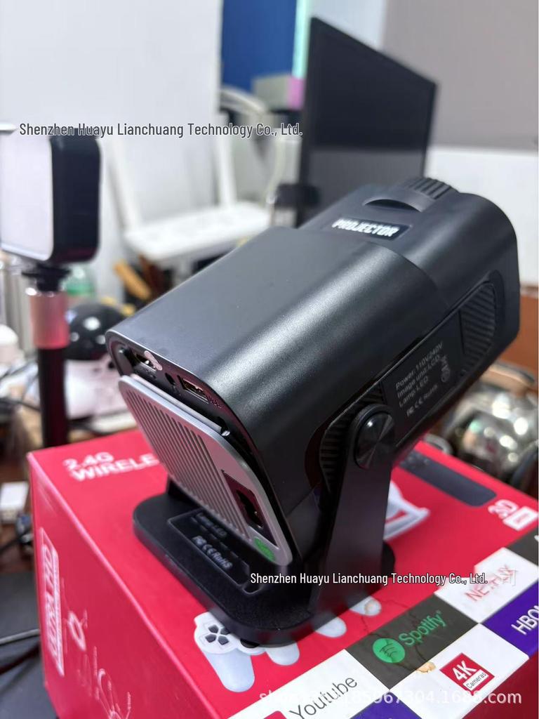 Ultra HD 4K HY320 Mini Portable Home Cinema Projector