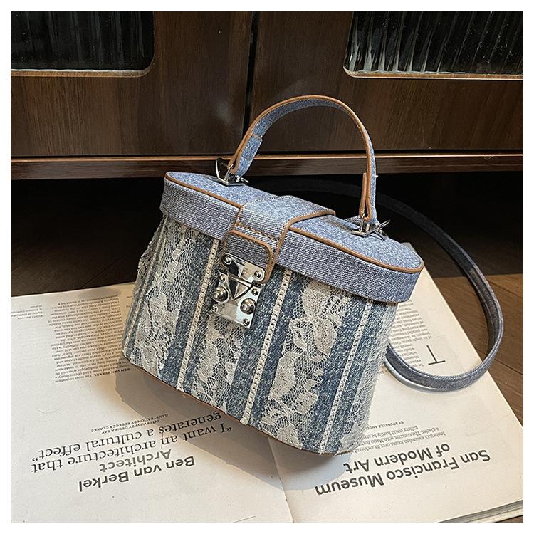 Niche bag women's new summer versatile fashion messenger bag portable box bucket bag