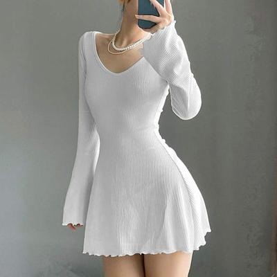 Vestido curto sexy com babados e decote em U, linha A, mangas compridas, cor sólida, slim fit, minivestidos