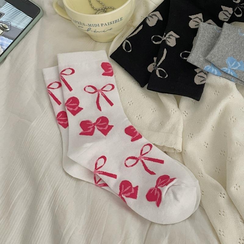 Lady Spring and Autumn All Kinds of Simple Sweet Gentle Bowtie Illustration College Wind Tube Socks