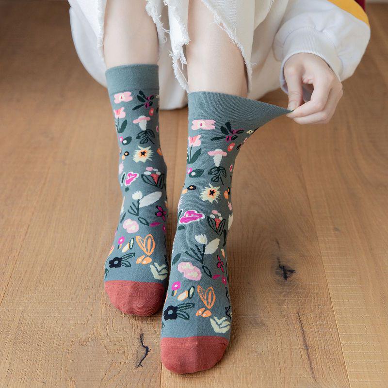 Ponožky Tide Retro Flower: Bavlněné ponožky střední délky pro ženy a muže, trendy párový styl pro jaro/podzim.