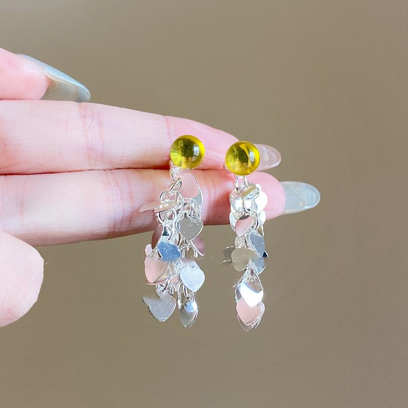 

Серьги-кисточки из смолы, любовь, легкая роскошь, нишевый дизайн, темперамент, высокое чувство моды, универсальные изысканные серьги для женщин