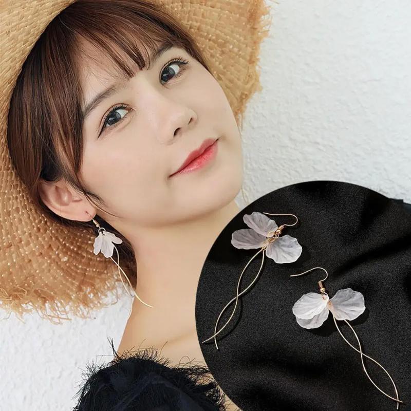 Korean Fashion Zircon White Flower Drop Earrings For Women Jewelry 2025 Trending New Sweet Women's Flowers Earrings Z40