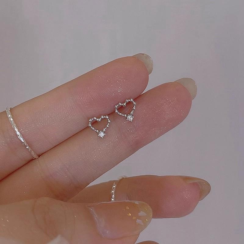 Mini Heart Earrings for Girls - Exquisite Japanese Korean Style with Small Diamond Accent