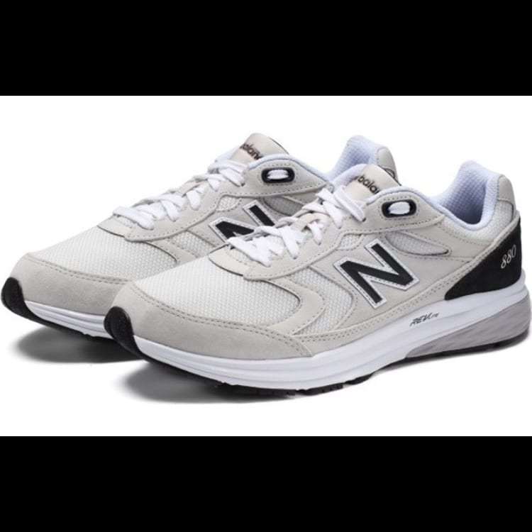 New Balance Seria 880 Beżowy 2E MW880OF3
