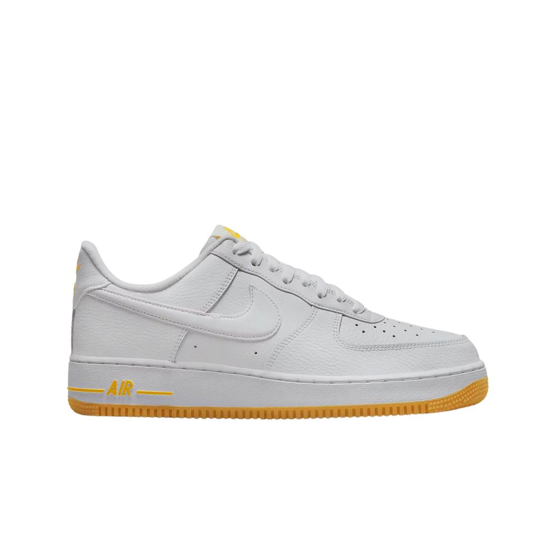 

Nike Air Force 1 07 Low White University Gold 290