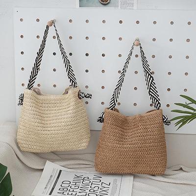 Women's Large Capacity Fashion Straw Shoulder Bag - Hollow Design Beach Tote