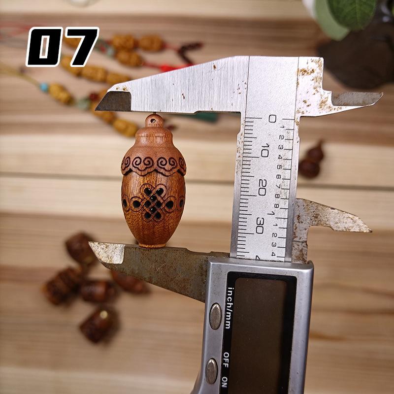 Wood Hollow Carved Aromatherapy Bottle Mini Vase Pagoda Car Hanging Decoration Fragrance Diffuser Bottle Sealed Jar Pendant New