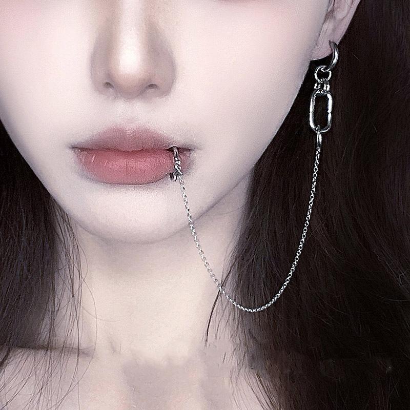 Fake Piercing Lip Clip Earring Anime NANA Okazaki Shinichi Cosplay Punk Chain Linked Earrings Hinged Lip Ring Accessories 1 Set