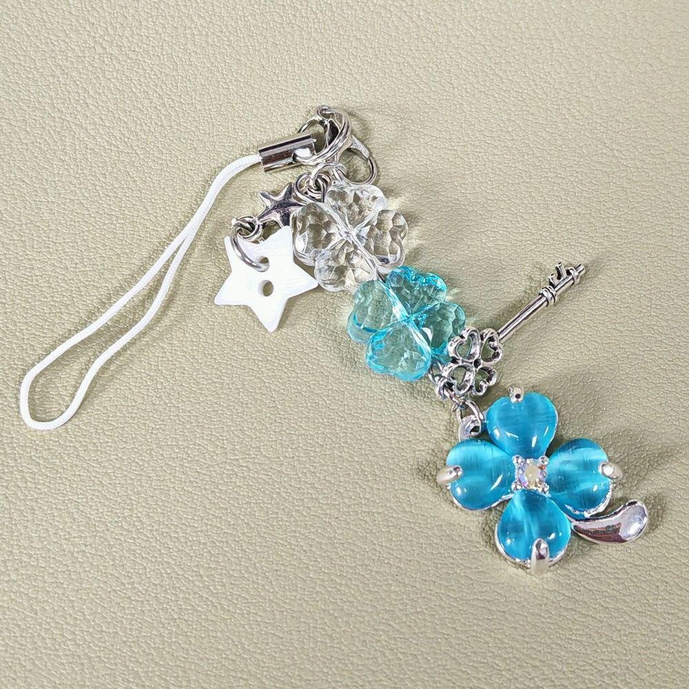 Four Leaf Beaded Phone Chain Y2K Trendy Leaf Clovers Pendant  Hanging Ornamnet