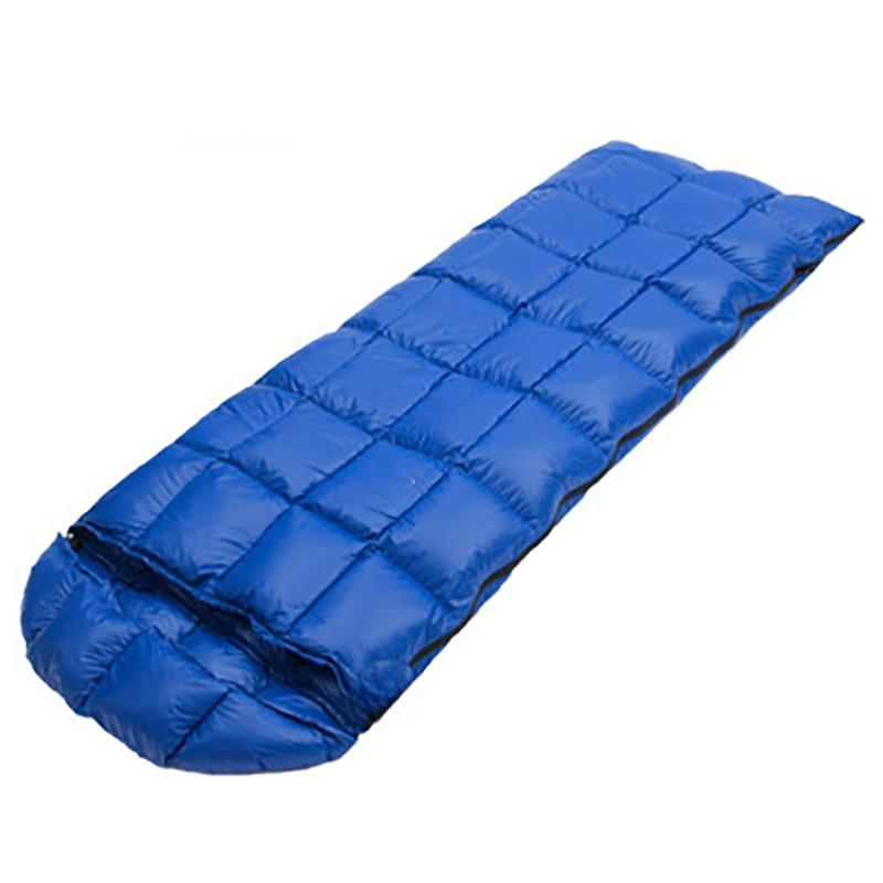 Der leichte Gänsedaunenschlafsack zwischen Indoor- und Outdoor-Camping kann für verschiedene Zwecke in zwei Decken gespleißt werden