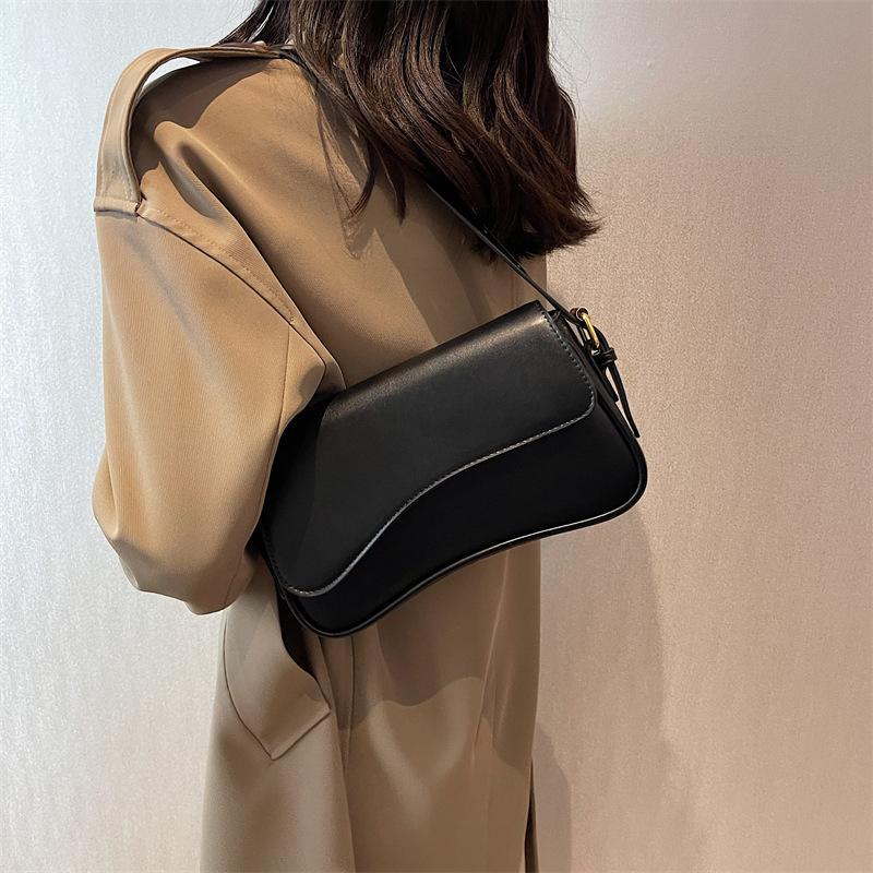 Yogodlns Vintage kožené crossbody kabelky pro ženy Designové Dámské Kabelky a peněženky přes rameno přes rameno s malou klopou Taška do podpaží