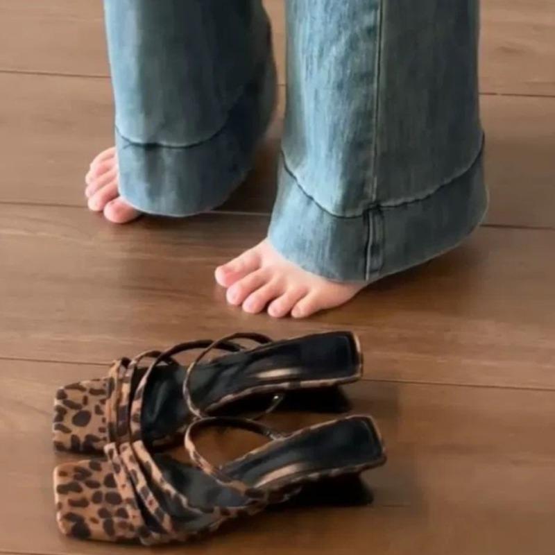 Summer Slope Slippers for Women Fashion Square Head Suede Fine Leopard Print Anti-slip Wear-resistant Sandals