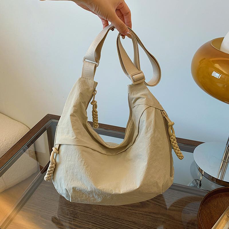 Ielgy All-Match One-Shoulder Travel Messenger Bag Washed Wrinkled Nylon Retro Casual Lightweight Dumpling
