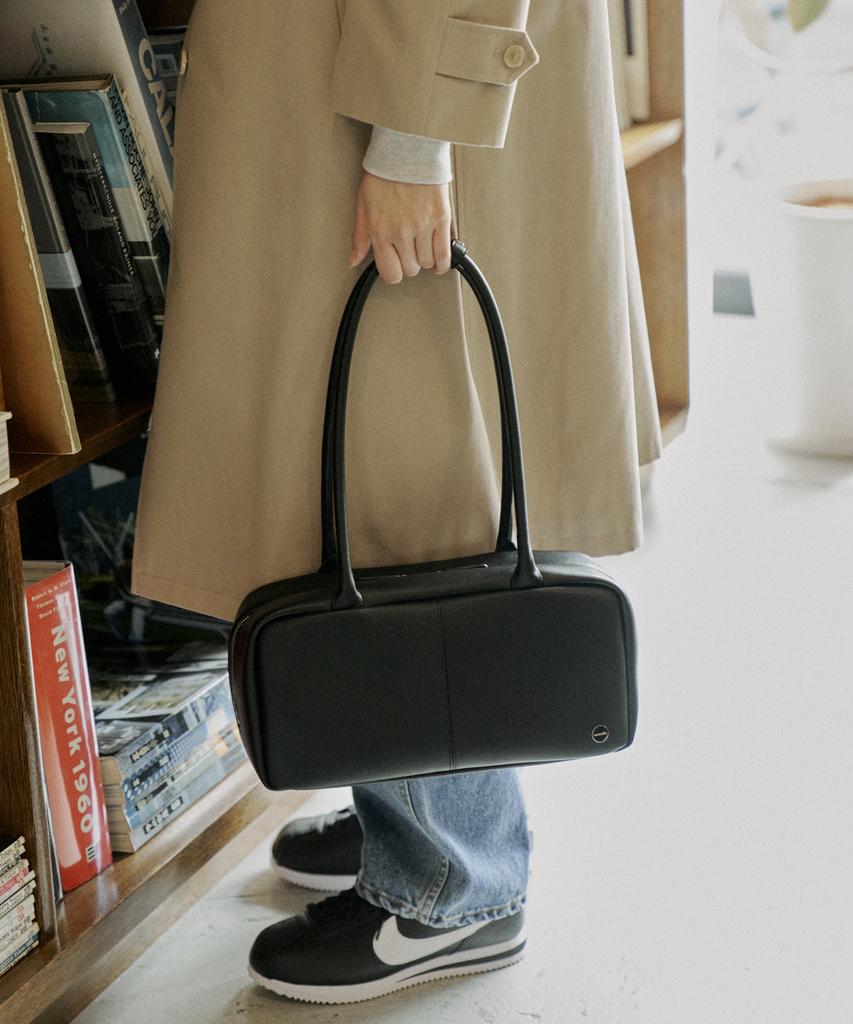 Munier Pound Shoulder Bag_2Colors