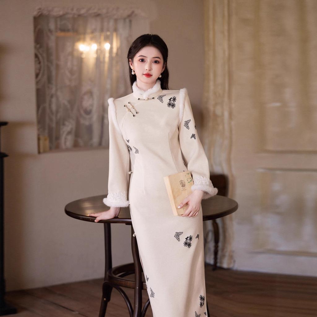 White velvet thickened winter clothing national style new Chinese long-sleeved cheongsam 1011 new young women's retro autumn and winter