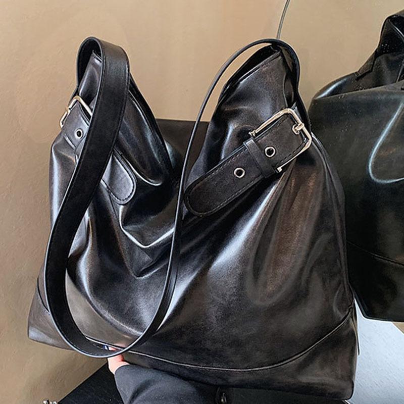 Summer Retro Large-capacity Simple and High-appearance Women's Bag Commuting Underarm Single-shoulder Bag