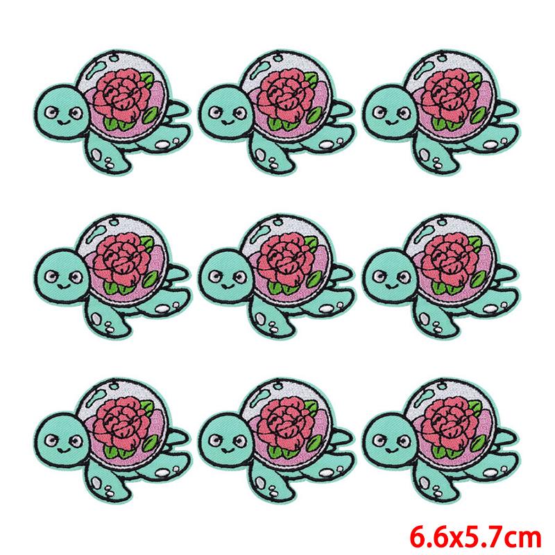 10 Pcs/lot Wholesale Embroidery Patch Iron On Patches For Clothing Patches On Clothes Jackets Decor Applique Sew Supplies