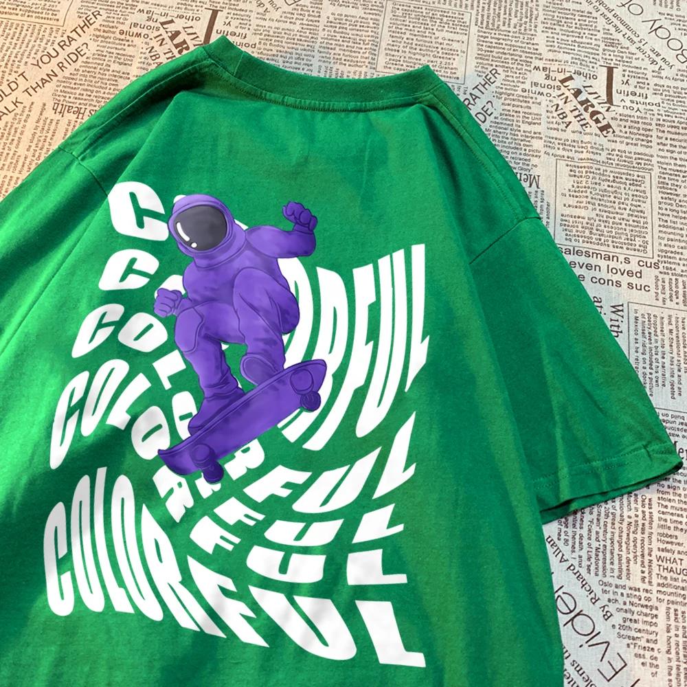 Colorful Astronaut Space Skateboard Clothes Man Crewneck Oversize T Shirt Pattern Cotton Streetsweat Fashion Loose Tshirt Women