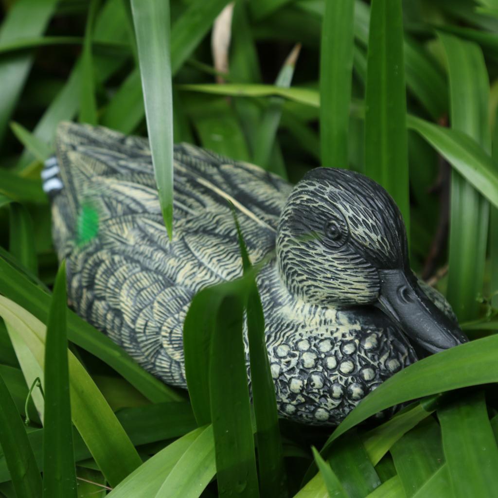 Lifelike Mandarin Duck Decoy Durable Fake Bird Scarecrow 3D Duck Decoration for Garden Yard Pool Lawn Outdoor Decor