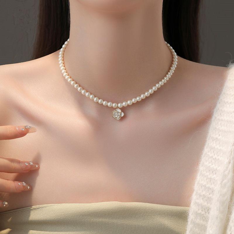 Glass Pearl Dripping Oil Mountain Tea Flower Pendant Necklace for Women - Floral Pearl Collar Chain