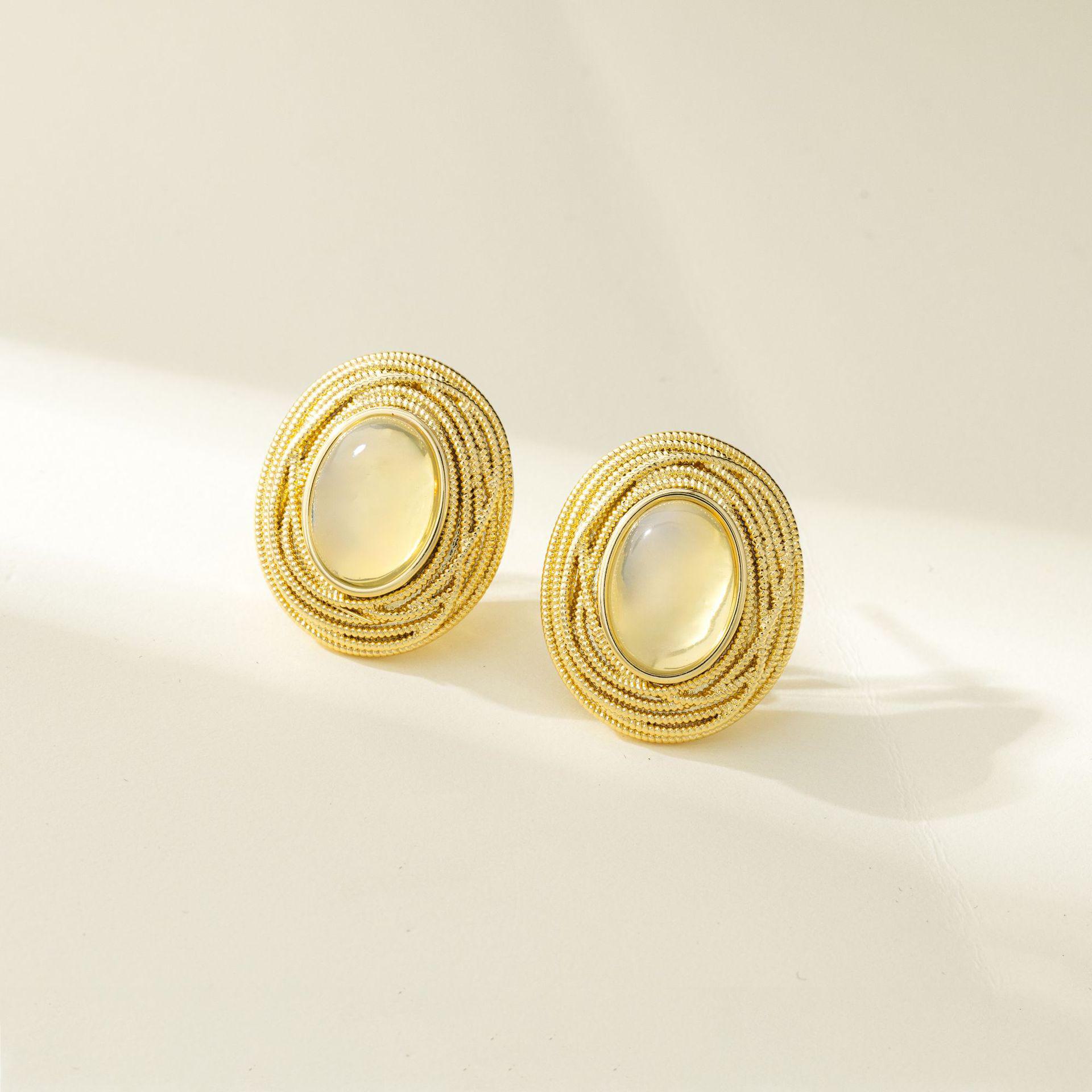 

Позолоченные серебряные овальные серьги - французский ретро, винтажный средневековый стиль TE01590