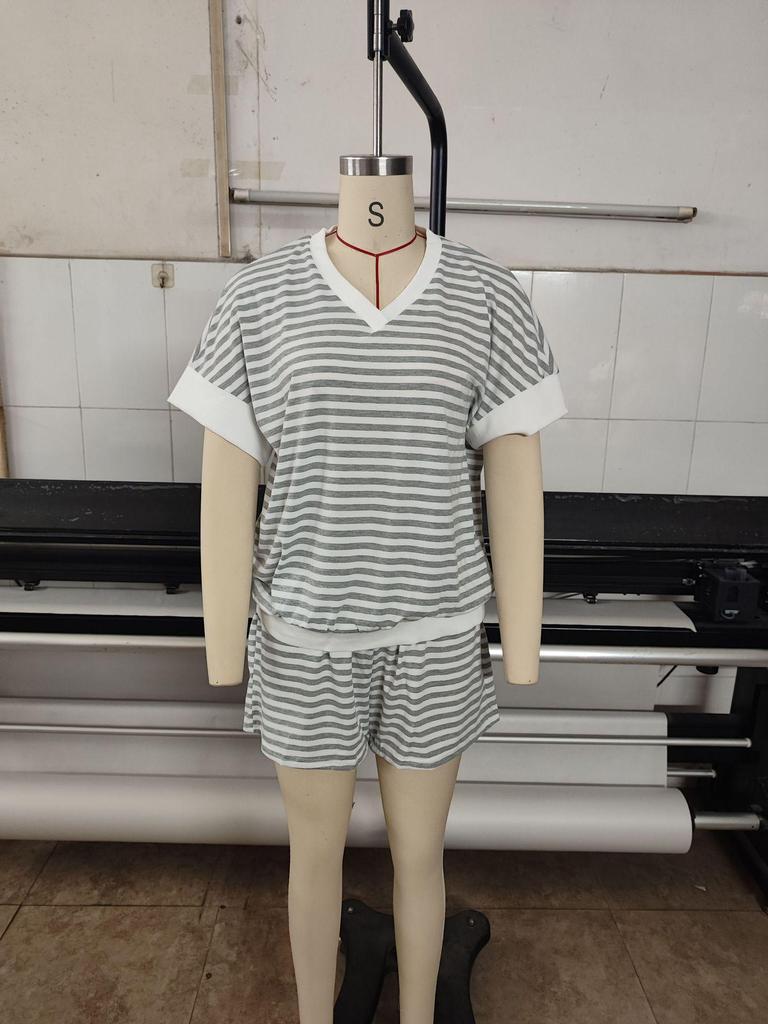 European and American Women's Stripe Knit Two-Piece: Loose Sweatshirt & High-Waisted Shorts Set