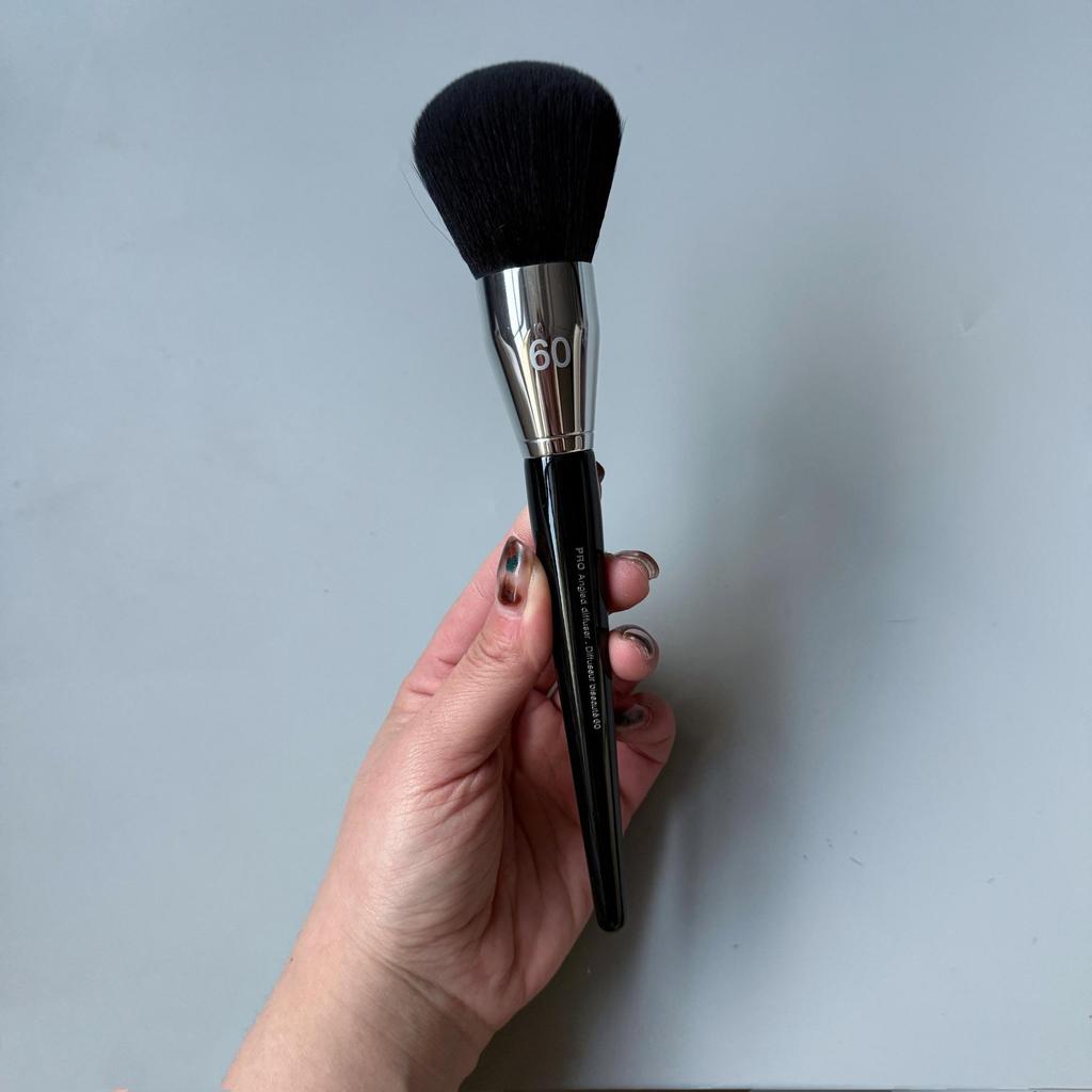 S Series No. 91 Multifunctional Makeup Brush: Loose Powder, Blush, Highlighter, Foundation, Contour.