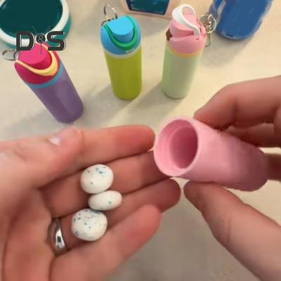 Atslēgu piekariņa lūpu balzama statīva turētājs Daudzfunkcionāls klips vates tamponiem Piekariņi 3D drukātā viegla dizaina pārnēsājams atslēgu piekariņš