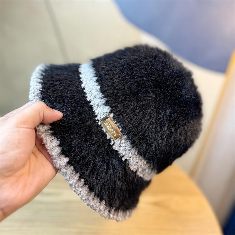 Hüte für Damen Herbst und Winter Neuer Stil Spleißen Damen Warme Reise Winddicht Fischerhut Zeigt Gesicht Klein Vielseitig Gestrickter Beckenhut