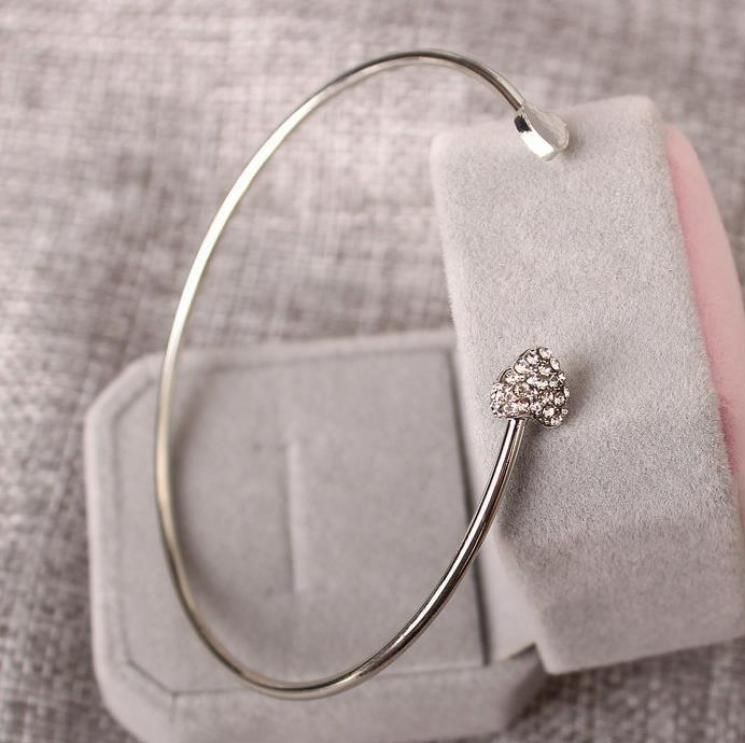 Open Cuff Punk Bracelets For Women & Men Hot-selling Heartbeat Leaf Arrow Triangle Heart Fashion Zircon Bracelets Woman Gold