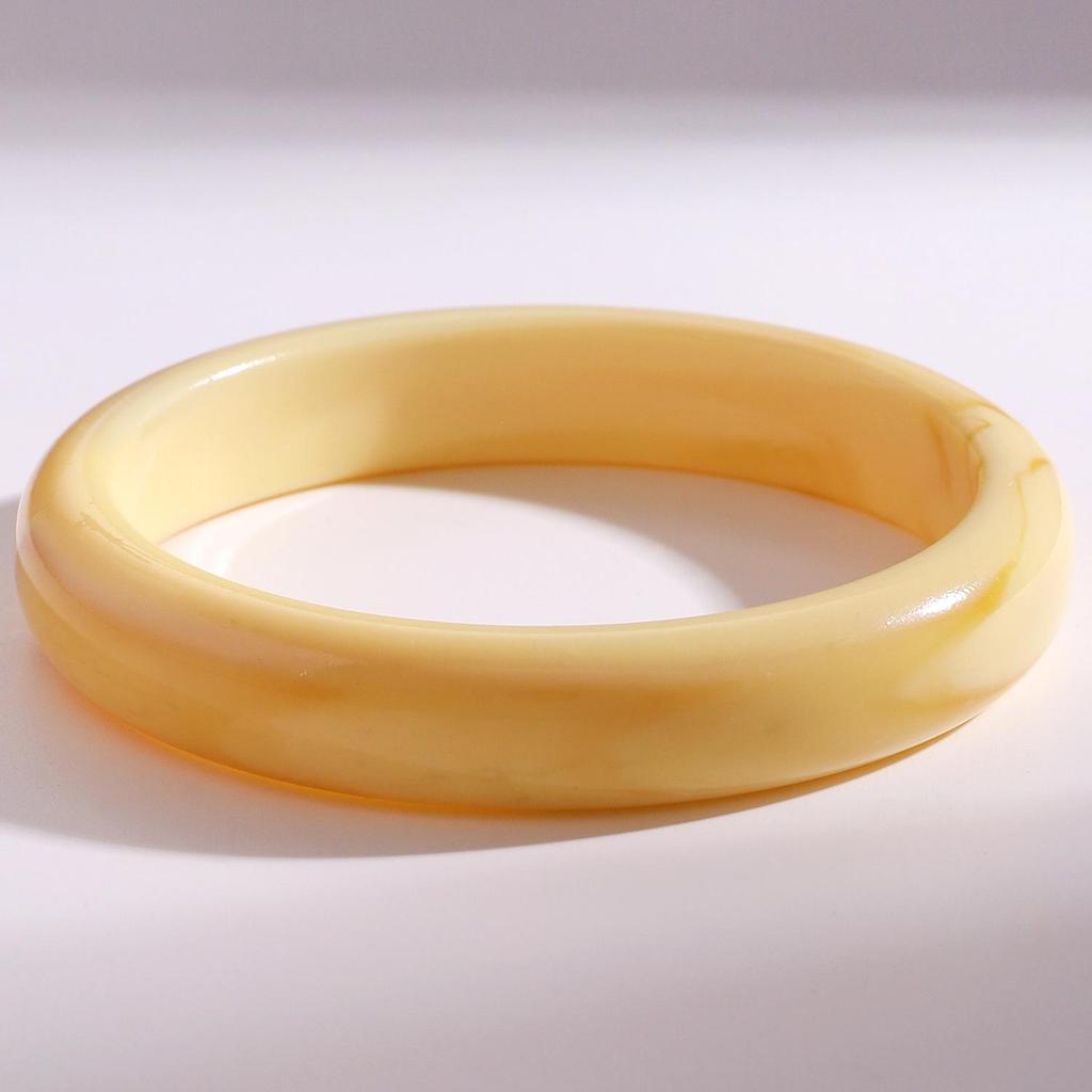 Transparent European & American Retro Resin Irregular Polygon Bracelet - Bold and Unique Hand Jewelry