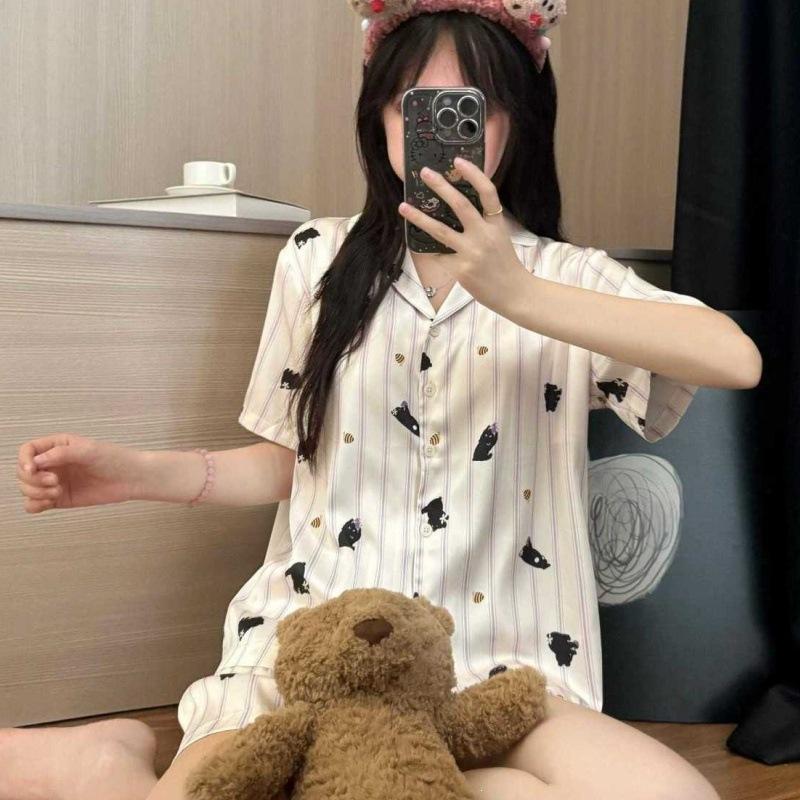 Honeypot Bear Ice and Snow Silk Pajamas Women's Summer Three-piece Cardigan Lapel Ice Silk Short-sleeved Trousers Shorts Loungewear