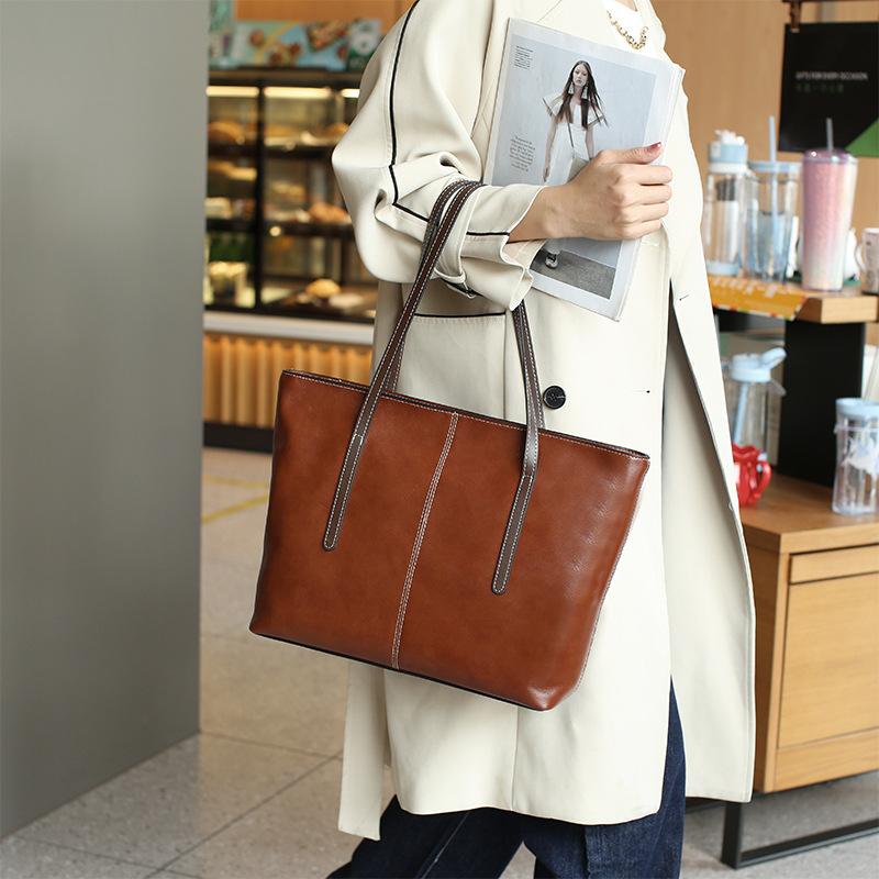Genuine Leather Tote Bag Women's Large Capacity Vintage Cross-body Bag Women's Commuter Large Shoulder Underarm Bag