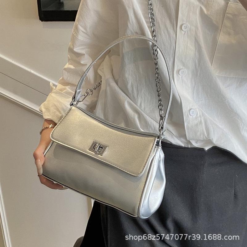 Fashion High-end Handbag Bag Women's 2025 New Texture Chain Shoulder Messenger Bag Casual Simple Small Square Bag