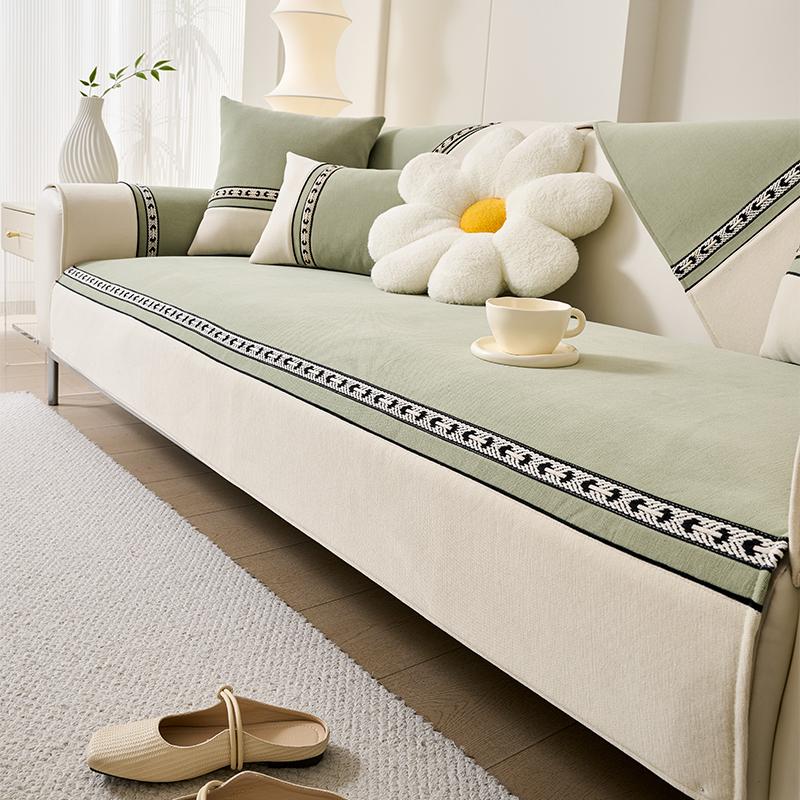 

1 шт. Нескользящее диванное полотенце, Универсальный пылезащитный чехол-протектор для дивана на четыре сезона, Моющийся, Подходит для 1/2/3/4-местной диванной подушки A-70X70
