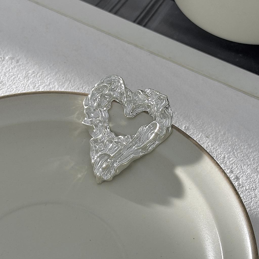 Salircon 4 Styles Trendy Exquisite Hollow Love Heart Suit Brooch Women Elegant Irregular Metal Flower Swan Pin Jewelry Accessory