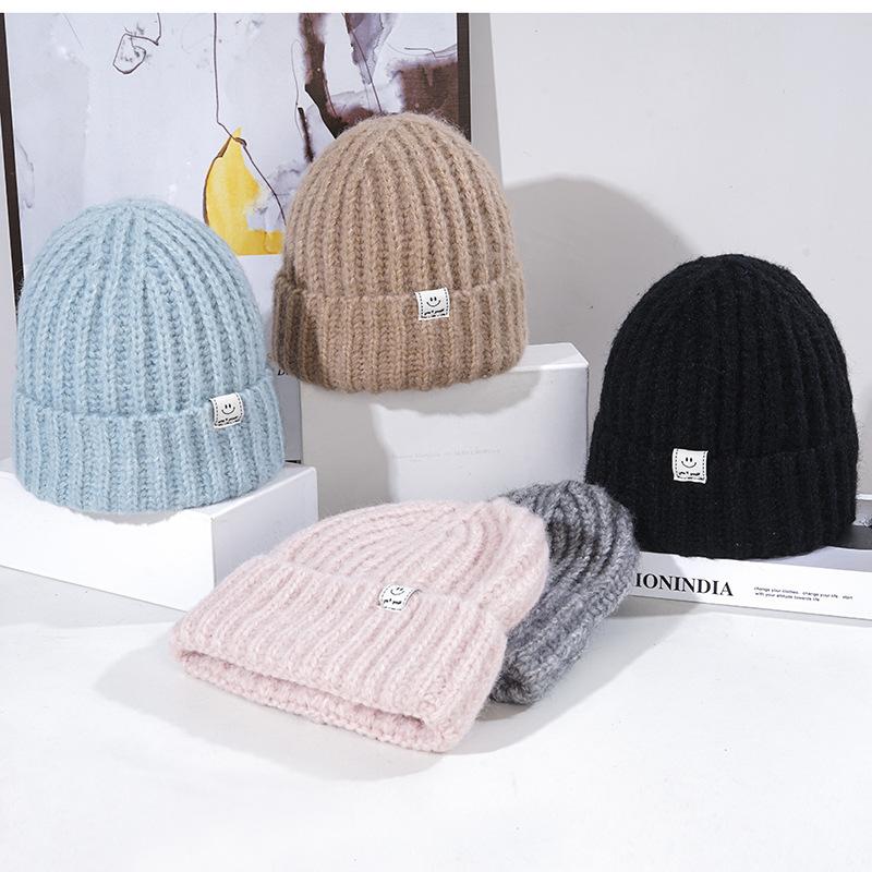 Women's Winter Thickened Warm Knitted Hat Korean Style Fashion Smiling Face Windproof Ear Protection Wool Hat