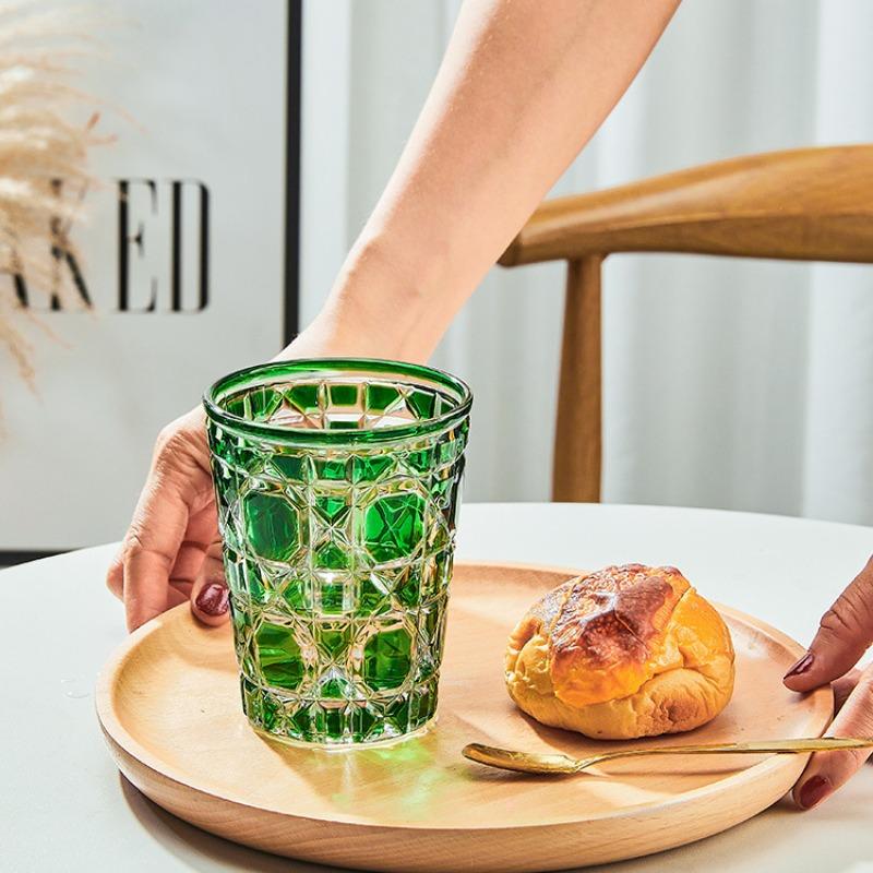 

1 шт., 310 мл, цветная стеклянная чашка в клетку, стеклянная посуда, винтажная кружка с тиснением для воды, чашка для питья, очки для виски, лето-зима Drinkwar 301-400ml