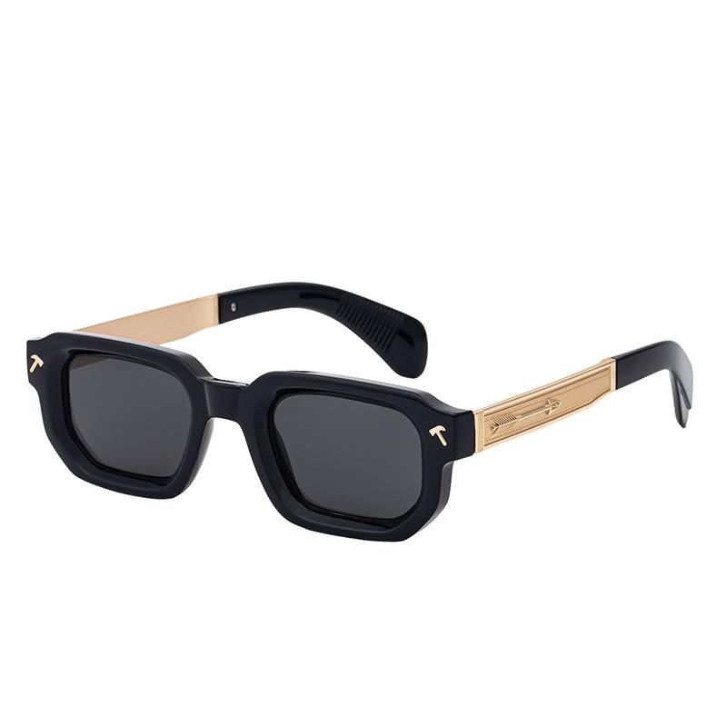 2026 New Fashion Brand Luxury Designer Sunglasses Men Vintage Letter Square Trendy Shades Glasses Top Party Travel Sunglasses