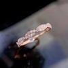 Huitan Exquisite Twist Band Finger-rings for Women Full with Bling Bling Cubic Zirconia Statement Female Wedding Band Jewelry