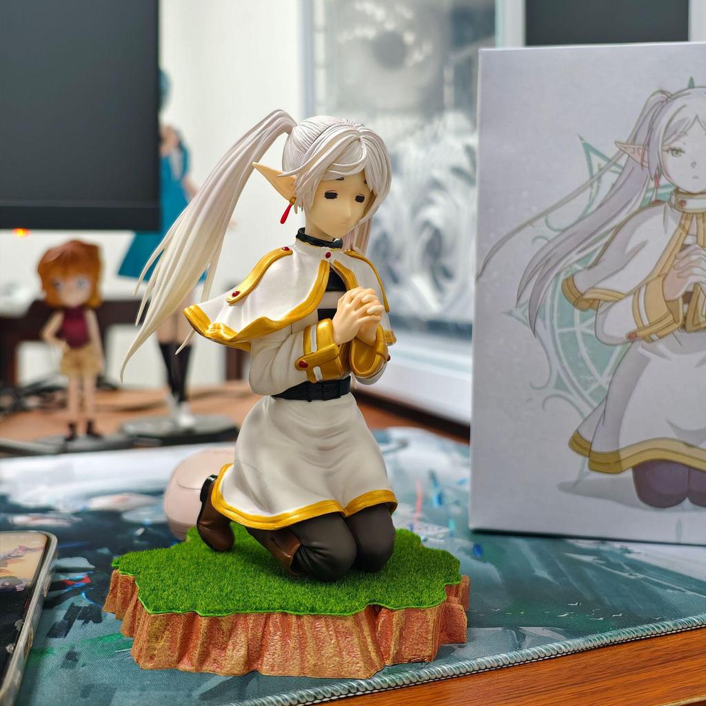 In Stock: Frieren Double-Headed Statue Figure 2D Anime Ornament