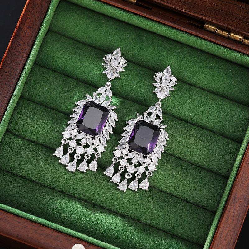 High-end Micro-inlaid Zircon Green Butterfly Fringed Heavy Industry Earrings French Light Luxury Dress Accessories