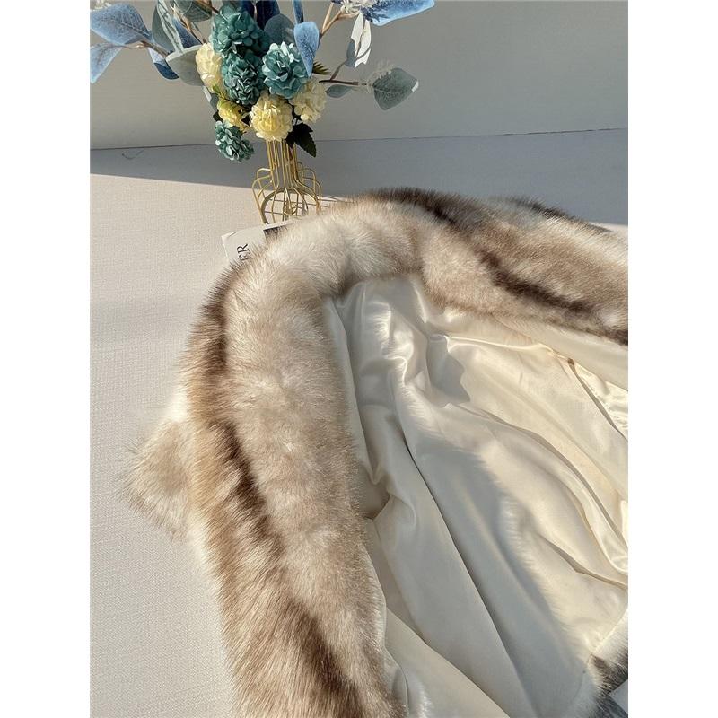 Cappotto da Donna in Eco Pelliccia di Volpe Collo Ampio Spesso Caldo Morbido Peluche Giacca Corta Larga Lusso Capo Invernale