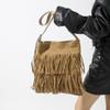 Autumn and winter retro fashion bag women's 2025 new French niche design fringed bag trendy personalized commuter shoulder bag