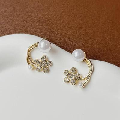 Korean Pearl Diamond Flower Earrings: Unique, Elegant Design