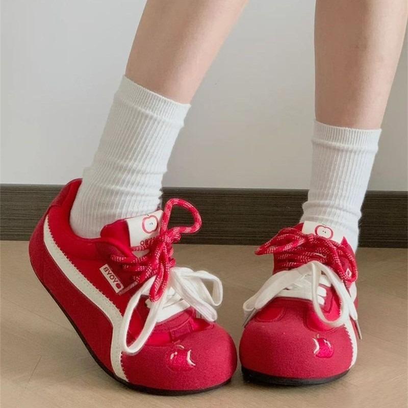 New popular little white shoes women's shoes versatile bread shoes spring and summer casual board shoes