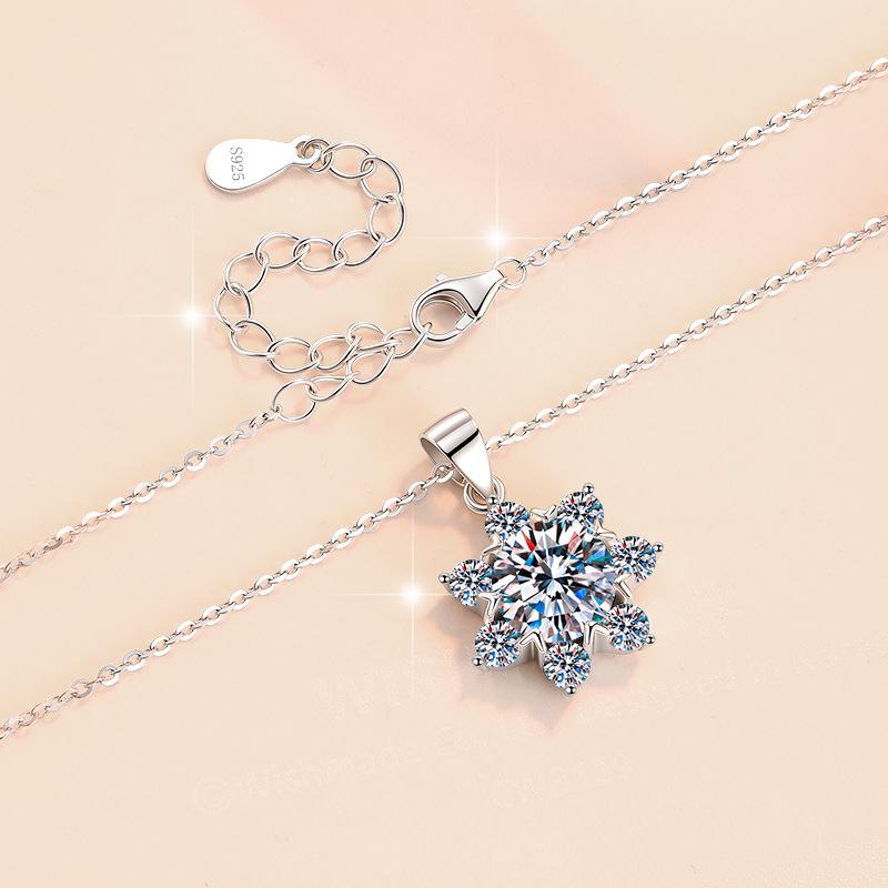 1CT D Color VVS1 Moissanite Snowflake Pendant Necklace Elegant Jewelry GRA Certified S925 Sterling Silver for Women