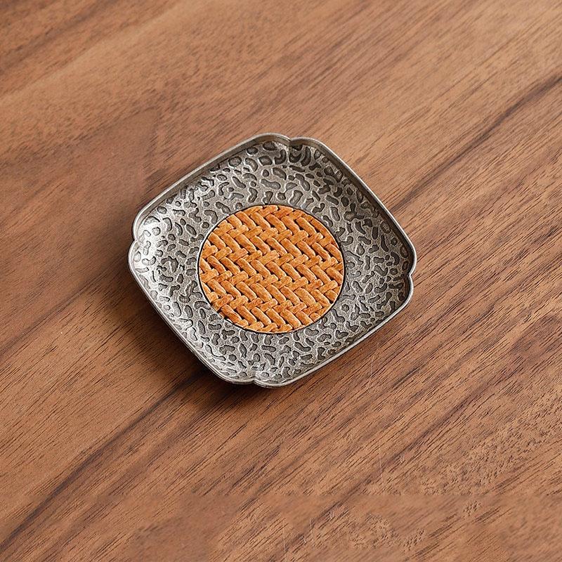 Weaved lotus tea cup coaster, vintage alloy coaster, heat-resistant tea cup coaster, suitable for home and office use