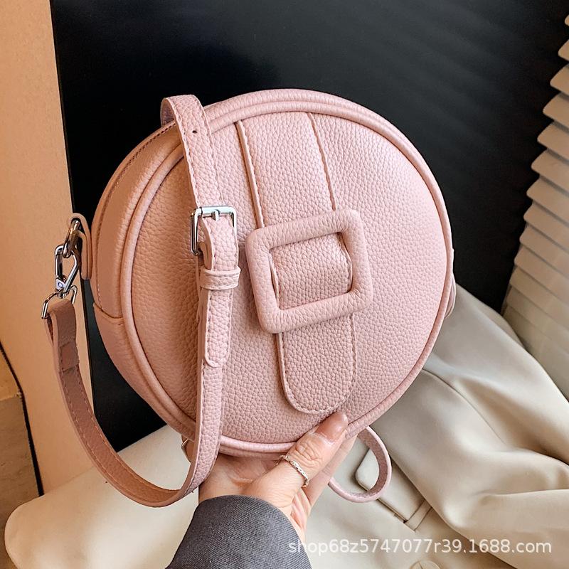 Niche design bag 2025 new women's summer popular versatile messenger bag fashion handbag foreign style small round bag